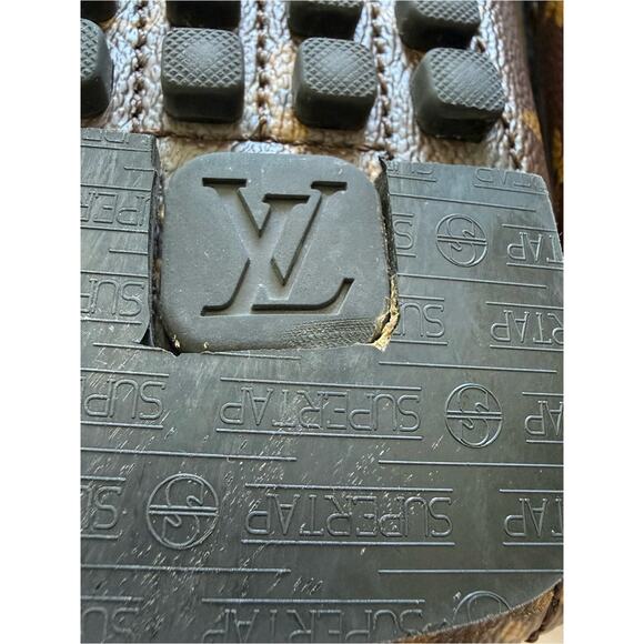 Louis Vuitton men Arizona loafers monogram print size 10.5 US Authentic main image 4